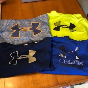 Bundle of youth medium under Armour sweatshirts.